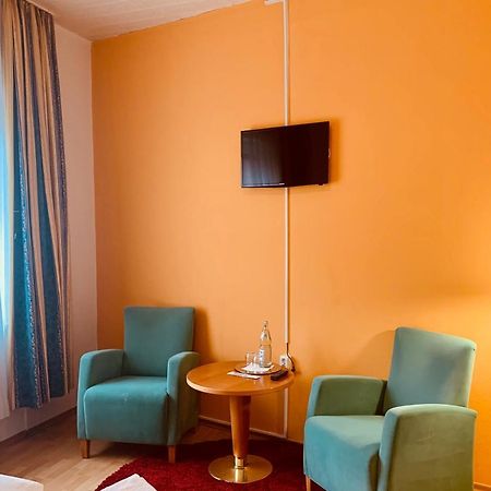 Hotel Gasthaus Zur Eule โคโลญ ภายนอก รูปภาพ