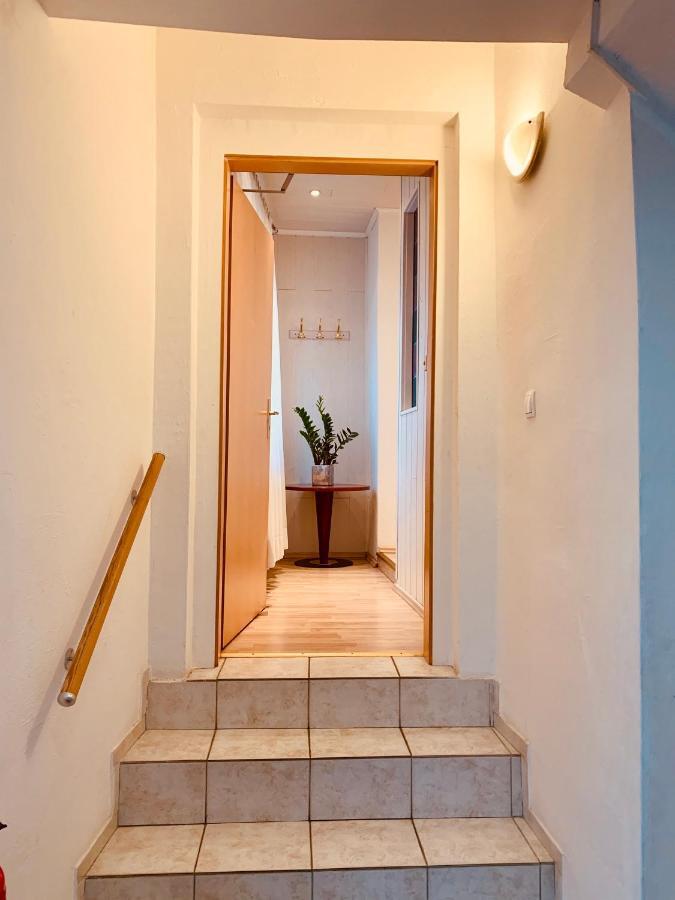 Hotel Gasthaus Zur Eule โคโลญ ภายนอก รูปภาพ