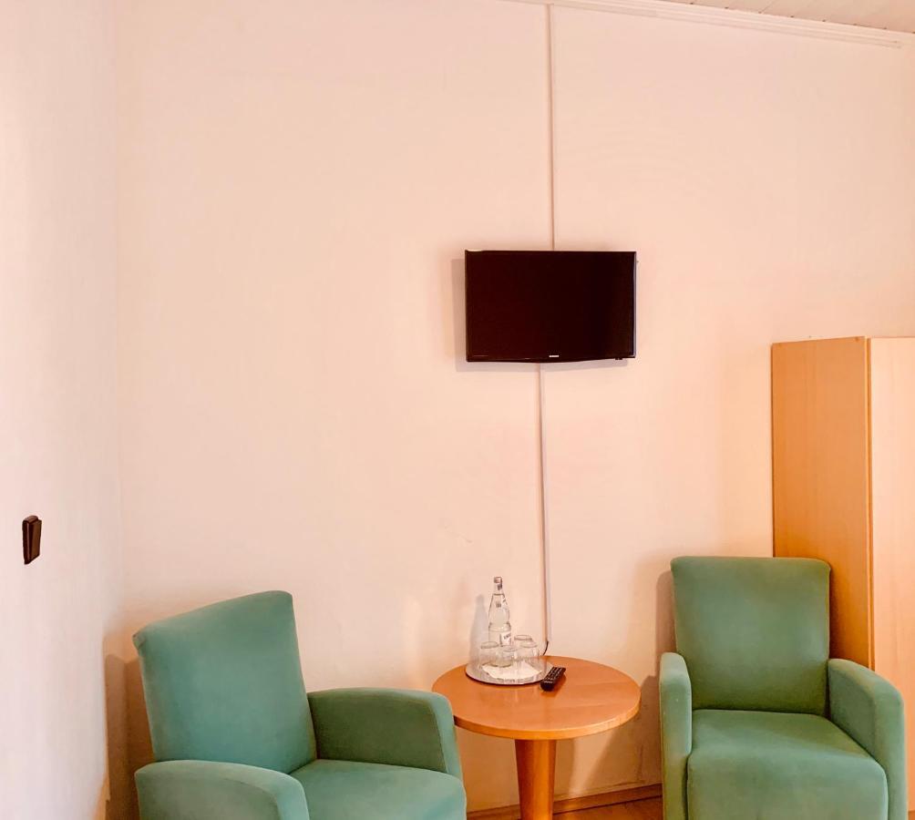 Hotel Gasthaus Zur Eule โคโลญ ภายนอก รูปภาพ