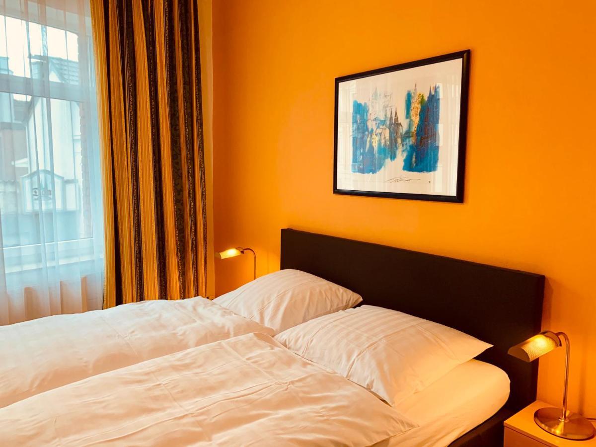 Hotel Gasthaus Zur Eule โคโลญ ภายนอก รูปภาพ